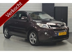 Toyota Urban Cruiser - 1.3 VVT-i Dynamic // 64.000 km // 1ste EIGENAAR // DEALER ONDERHOUDEN // CLIMA // TREKHAAK