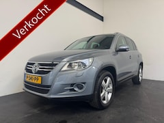 Volkswagen Tiguan - 2.0 TSI Comfort&Design 4Motion