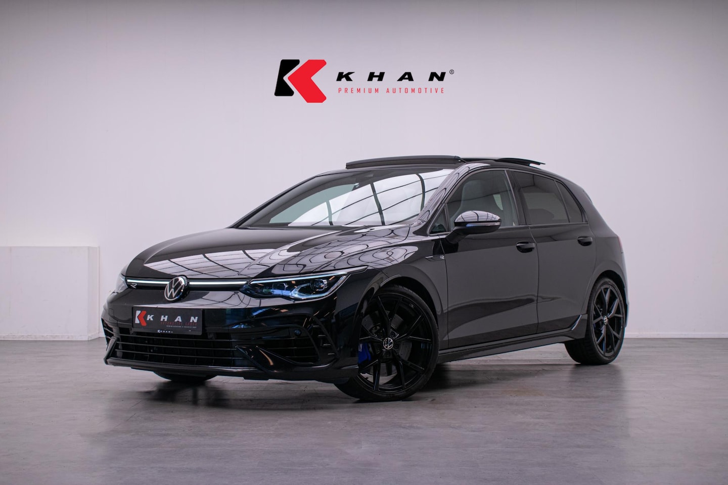 Volkswagen Golf - 2.0 TSI R 4Motion | Pano| Dodehoek| Carplay - AutoWereld.nl