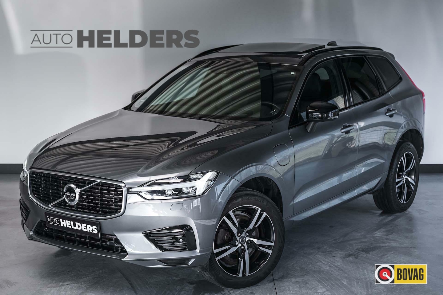 Volvo XC60 - 2.0 T8 R-Design Pano 360° HuD Massage Luchtvering - AutoWereld.nl