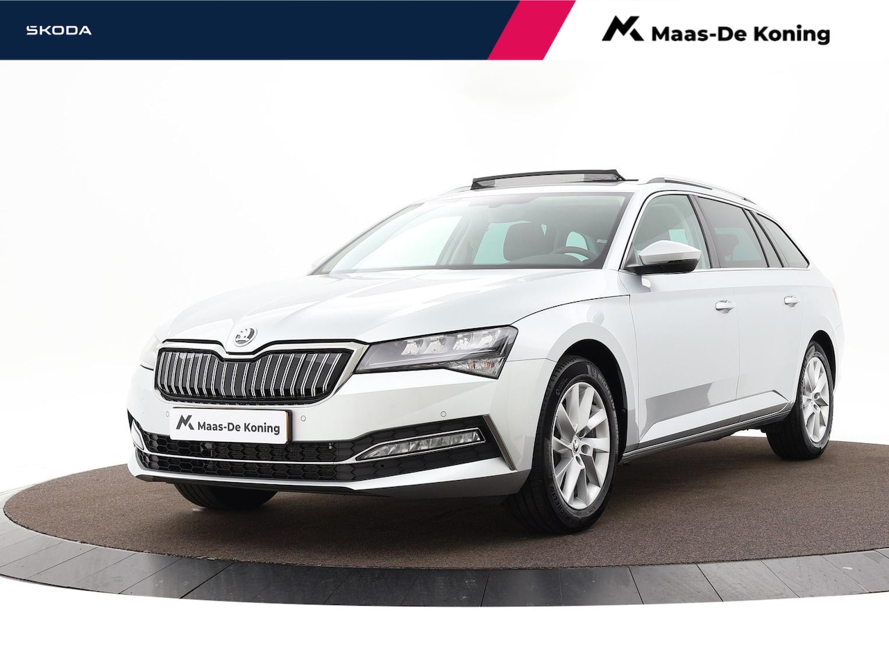 Skoda Superb Combi - 1.4 Tsi 218pk DSG iV Business Edition Plus · Keyless · Panoramadak · Camera · Smart-Link · - AutoWereld.nl