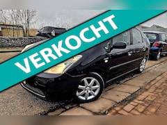 Toyota Prius - Kijk maar naar andere opties>>> droranjesnor