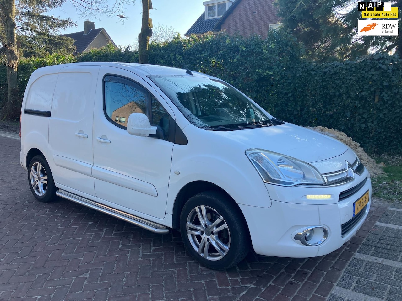 Citroën Berlingo - 1.6 e-HDI 500 Club Economy 1.6 e-HDI 500 Club Economy - AutoWereld.nl