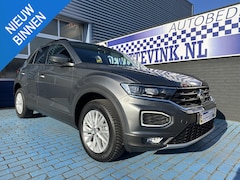 Volkswagen T-Roc - 1.5 TSI ADAP CRUISE NAVI PDC ALL SEASON