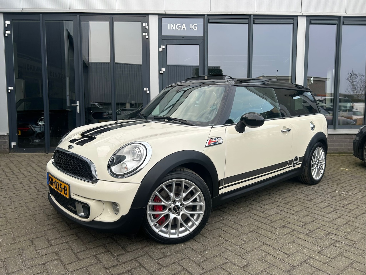 MINI Clubman - 1.6 John Cooper Works Chili 211 PK, Panoramadak - AutoWereld.nl