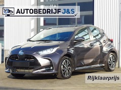 Toyota Yaris - 1.5 Hybrid Dynamic Rijklaarprijs | 12 Maanden Garantie | Onderhoudsbeurt | Nieuwe APK | Mo