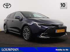 Toyota Corolla Touring Sports - 1.8 Hybrid First Edition | Parkeersensoren | Camera | Navigatie | LM velgen | Stoelverwarm