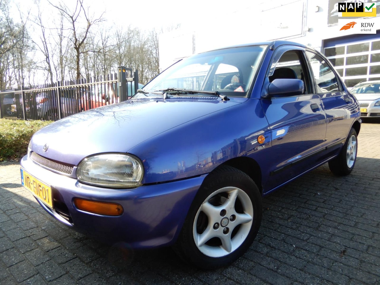 Mazda 121 - 1.3i GLX 1.3i GLX - AutoWereld.nl