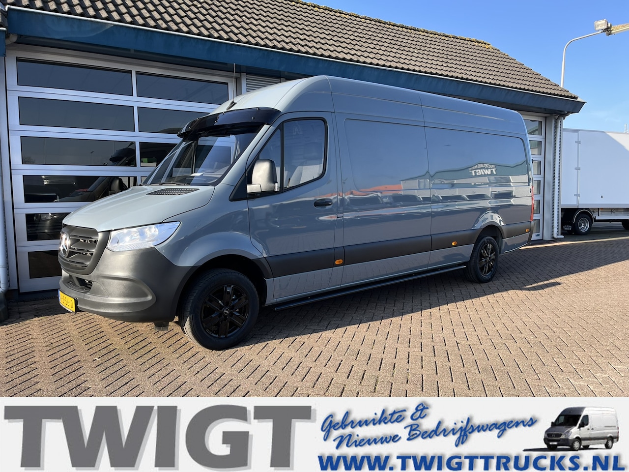 Mercedes-Benz Sprinter - 317 CDI L3H2 RWD/7"MBUX/Airconditioning Euro 6/Geen BPM - AutoWereld.nl