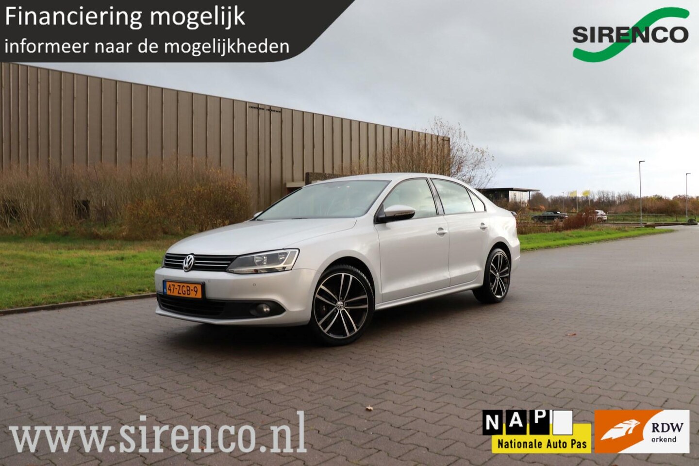 Volkswagen Jetta - 1.2 TSI Comfortline navigatie bluetooth trekhaak nette goed onderhouden - AutoWereld.nl