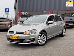 Volkswagen Golf - 1.0 TSI Business Edition Connected / NAP / NAVI / CAMERA / SP VLG /