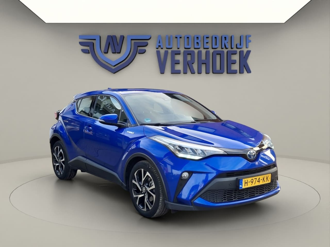 Toyota C-HR - 2.0 Hybrid 184PK Dynamic NL-Auto - Carplay - Android Auto - AutoWereld.nl