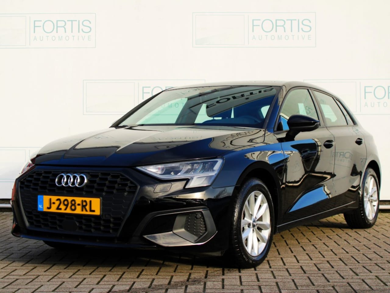 Audi A3 Sportback - 30 TFSI Pro Line NL AUTO | VIRTUAL COCKPIT | PDC | CARPLAY | NIEUWE TYPE!! - AutoWereld.nl