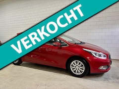 Kia Cee'd - 1.6 GDI Business Pack Bj.13|Leer/Stof|Navi|Camara|Onderhouden