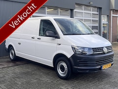 Volkswagen Transporter - 2.0 TDI 102pk L2H1 Euro 6 Kastinrichting Sortimo Cruise controle Parkeerhulp achter 1e eig