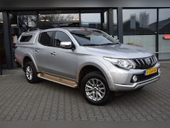 Mitsubishi L 200 - 2.4 DID DUBBEL CABIN A/T 2 SITZ VAN