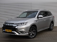 Mitsubishi Outlander - 2.4 PHEV INTENSE+ / 18 LM. / AFN. HAAK 1500KG / APPLE CARPLAY/AN