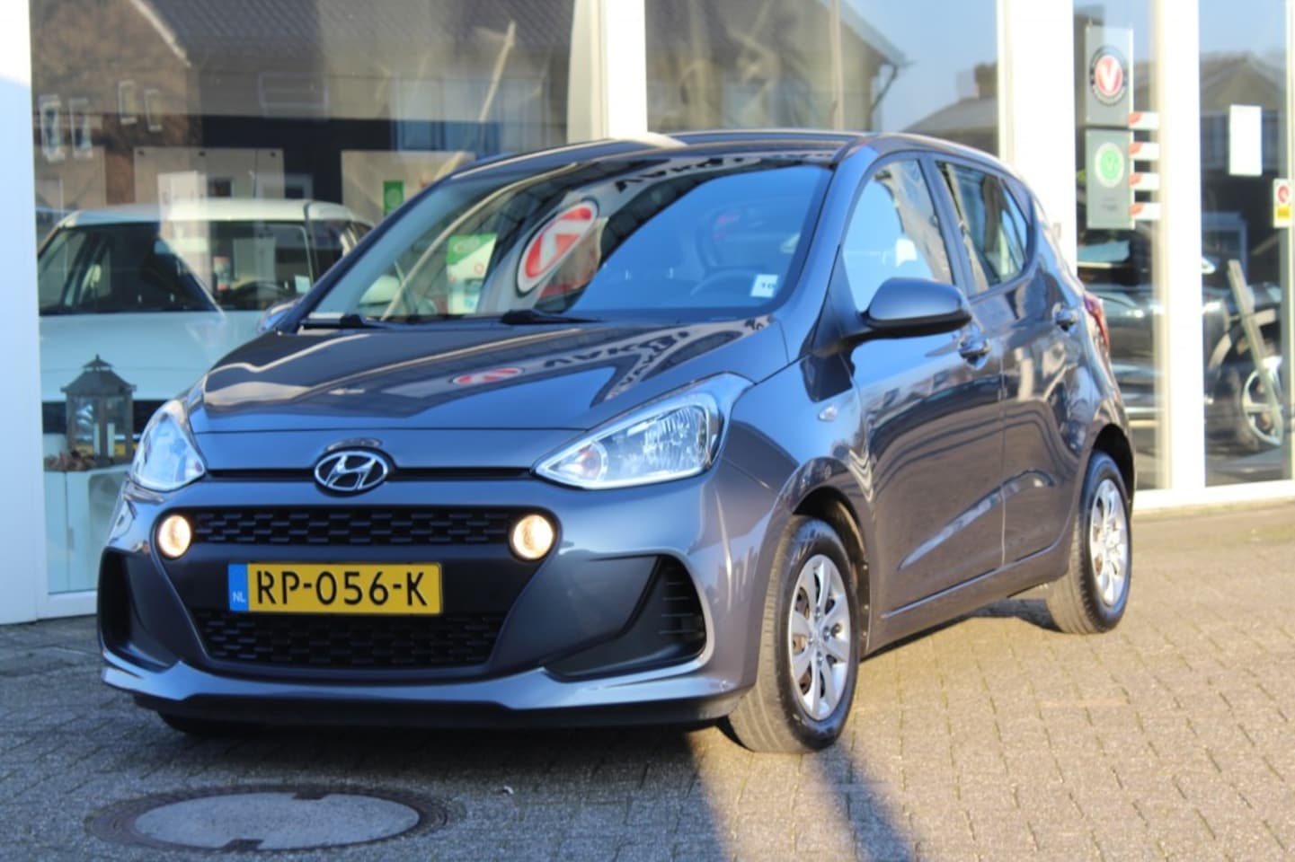 Hyundai i10 - 1.0i i-Motion 1.0I I-MOTION - AutoWereld.nl