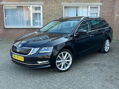 Skoda Octavia Combi - 1.0 TSI Greentech Style Business Keyless Canton Leder Stoelverwarming Pano Navigatie