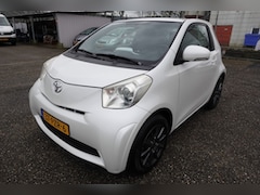 Toyota iQ - 1.0 VVT-I Automaat/ Airco/ LM/ Weinig km's