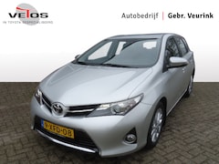 Toyota Auris - 1.3 Now Trekhaak Cruise