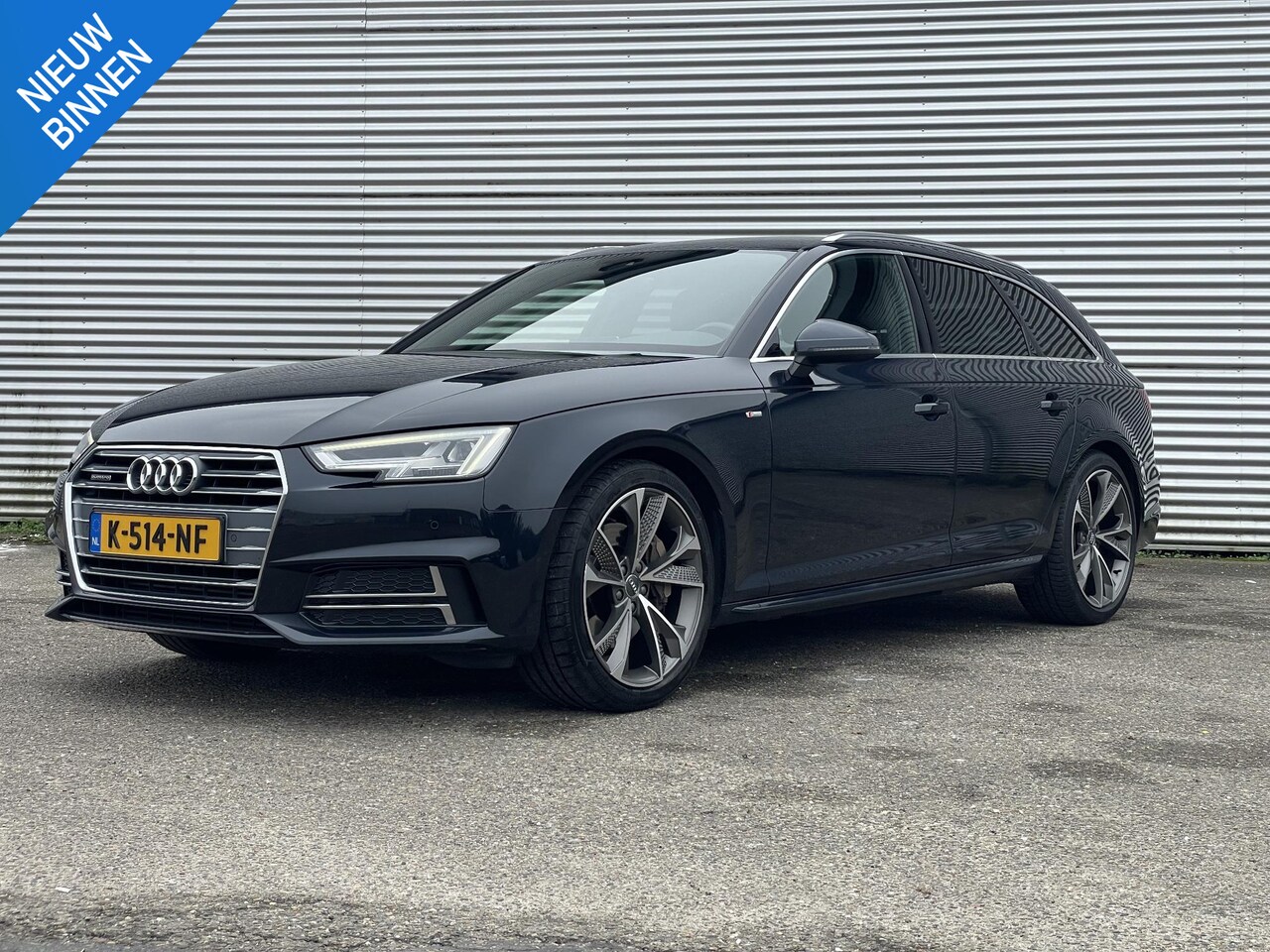 Audi A4 Avant - 2.0 TFSI MHEV quattro Sport S line black edition - AutoWereld.nl