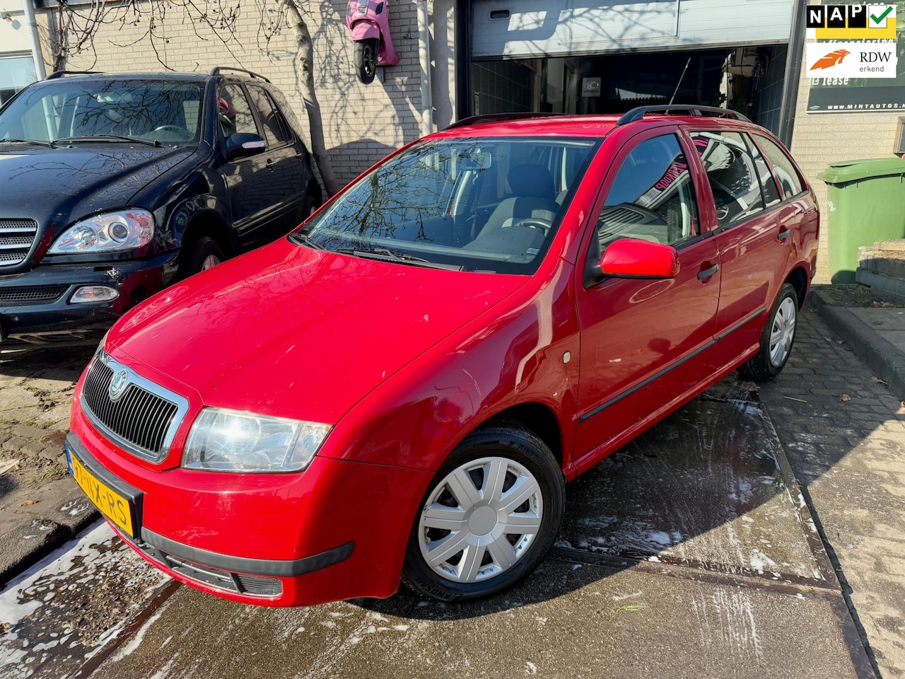 Skoda Fabia Combi - 1.4-16V Choice Apk|Airco|Automaat|2.Sleute - AutoWereld.nl