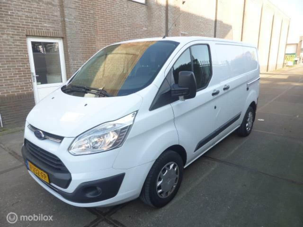 Ford Transit Custom - 270 2.0 TDCI L1H1 Trend 270 2.0 TDCI L1H1 Trend - AutoWereld.nl