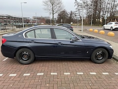 BMW 3-serie - 330e Centennial High Executive BMW 3-serie - 330e Centennial High Executive Vol Opties | Head-up display | H&K Leder | 36