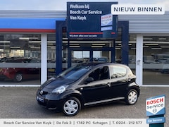 Toyota Aygo - 1.0-12V Access / NL-Auto / 2e-Eigenaar / 5-Deurs / 109.000 KM / 68 PK / Radio-Aux / Airco