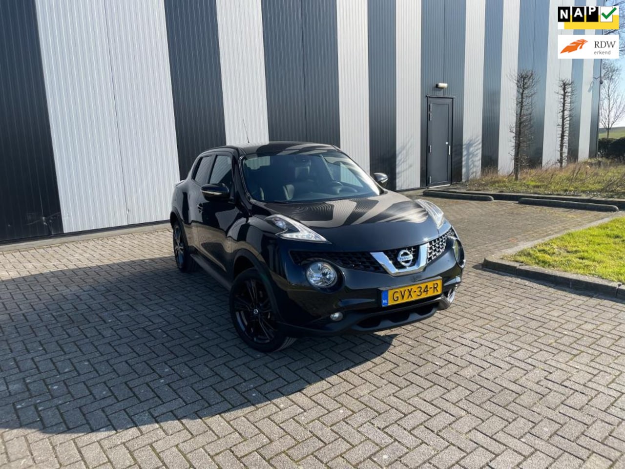 Nissan Juke - 1.2 DIG-T S/S N-Connecta Black Edition 1e Eigenaar-Dealer Onderhouden - AutoWereld.nl