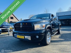 Dodge Ram Pick Up - 5.7 Hemi 4x4 Laramie Youngtimer 3500 KG trekgewicht