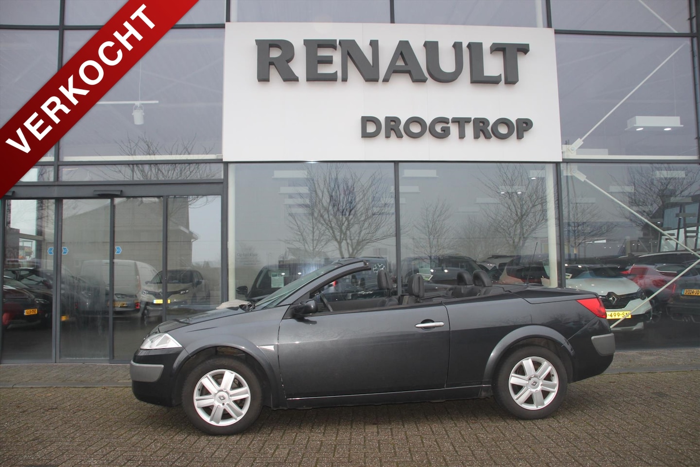 Renault Mégane Cabrio - 110PK-140DKM-LEDER-CLIMA-CRUISE-KEURIG!- - AutoWereld.nl