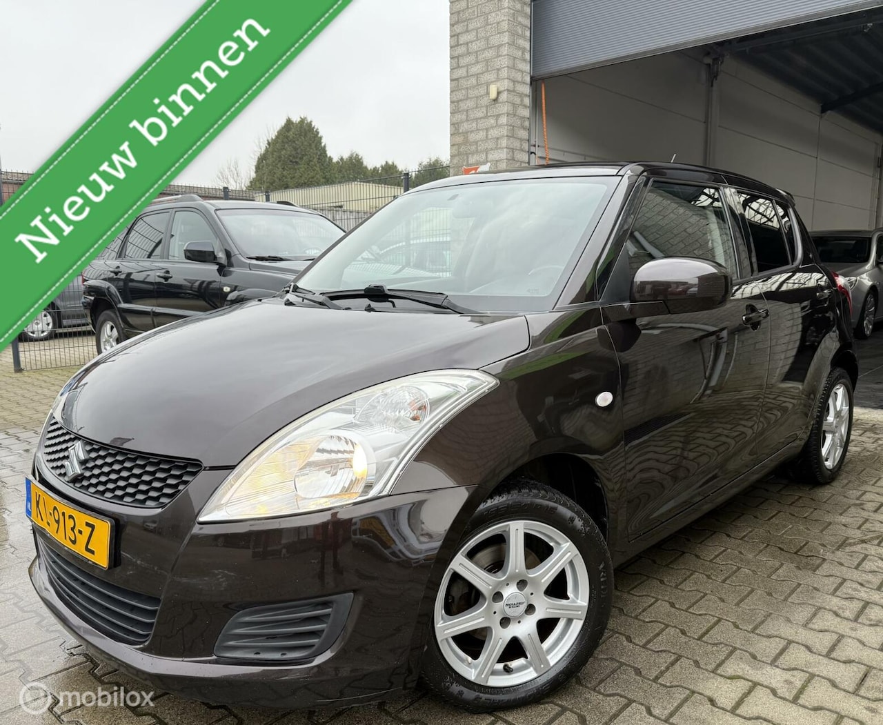 Suzuki Swift - 1.2 Bandit EASSS / Stoel.V /Cruise Contr /N.A.P - AutoWereld.nl