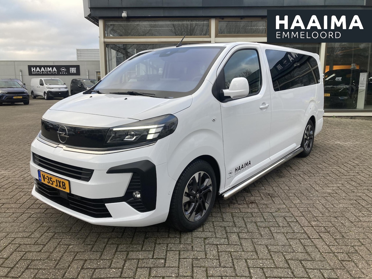 Opel Vivaro - 2.0 Diesel 180 Pk 8-Traps Aut. Dub.Cabine | ECC | Navi | Trekhaak | 17"LMV | Full LED | Di - AutoWereld.nl