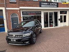 Volkswagen Tiguan - 1.5 TSI ACT Highline Business R Line