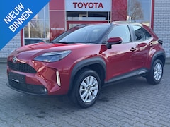 Toyota Yaris Cross - 1.5 HYBRID DYNAMIC NAVI STOEL/STUURVERW. APPLE/ANDROID EL-ACHTERKLEP KEYLESS