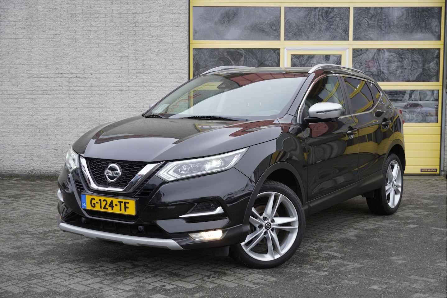 Nissan Qashqai - 1.3 DIG-T 141PK! N-Motion BJ2019 Lmv 19" | Led V+A | Pdc | Navi | Keyless entry | Panorama - AutoWereld.nl