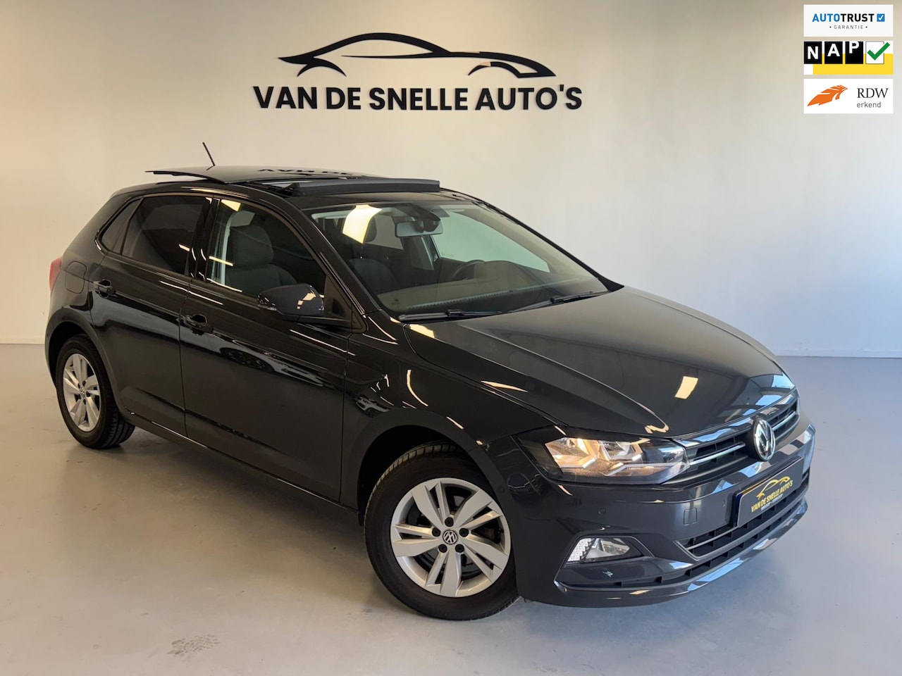 Volkswagen Polo - 1.0 TSI Comfortline Business DSG/PANO/CLIMA/DEALERONDERHOUDEN - AutoWereld.nl