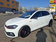 Volkswagen Polo - 2.0 TSI GTI Autm Dsg Apple carplay/android/mirror link stoelverw. panodak, keyless enz