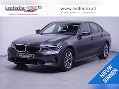 BMW 3-serie - 320i Business Edition Plus NAP ledverlichting lederen-Sportstoelen elektrisch verstelbaar