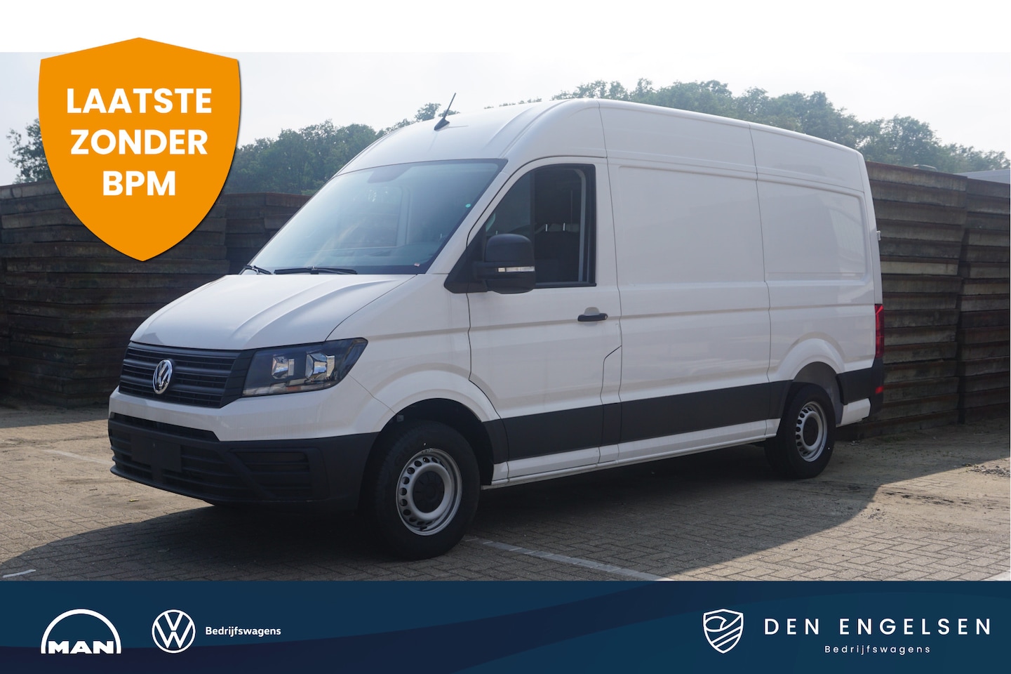 Volkswagen Crafter - 30 2.0 TDI L3H3 Trendline 30 2.0 TDI 140PK Aut, L3H3 Trendline, Bijrijdersbank, App Connec - AutoWereld.nl