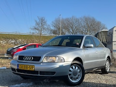 Audi A4 Limousine - 1.8 5V Advance NL Auto