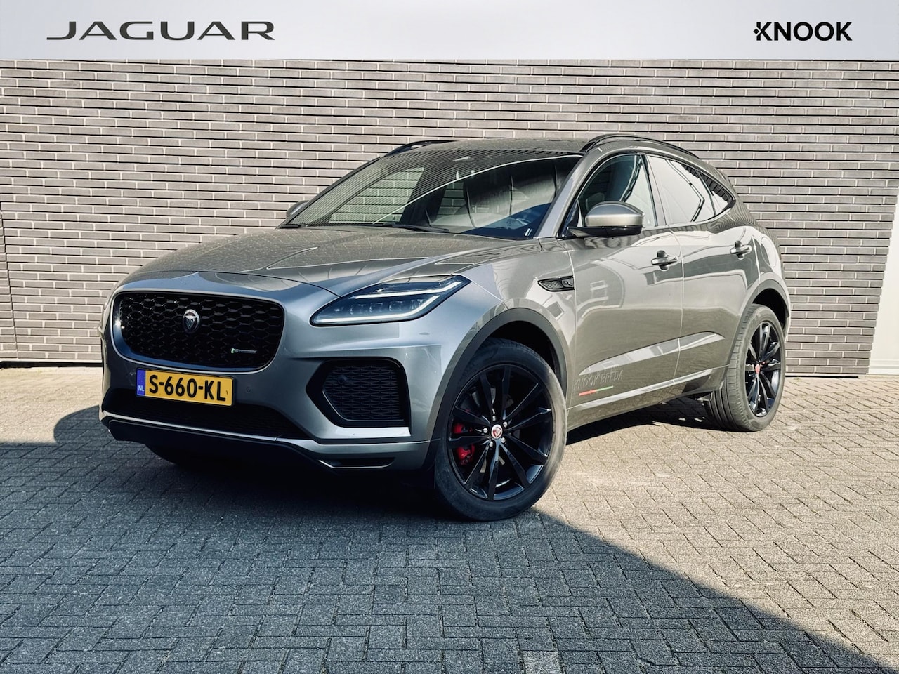 Jaguar E-Pace - P300e AWD R-Dynamic SE | Black-Pack | Panorama | 20" | - AutoWereld.nl