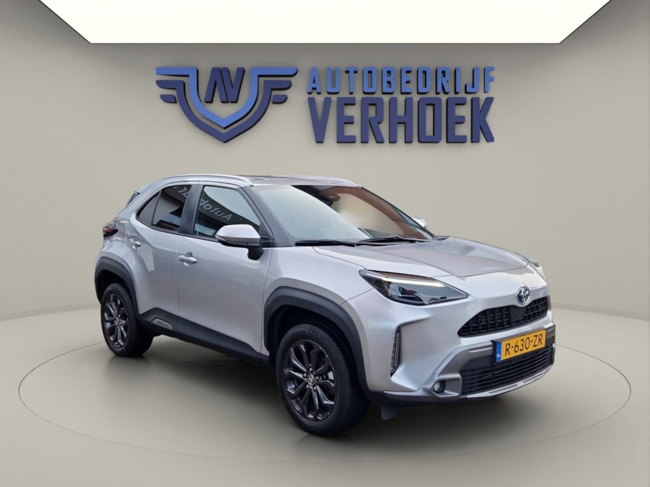 Toyota Yaris Cross - 1.5 Hybrid Explore NL Auto - Carplay - LED - AutoWereld.nl