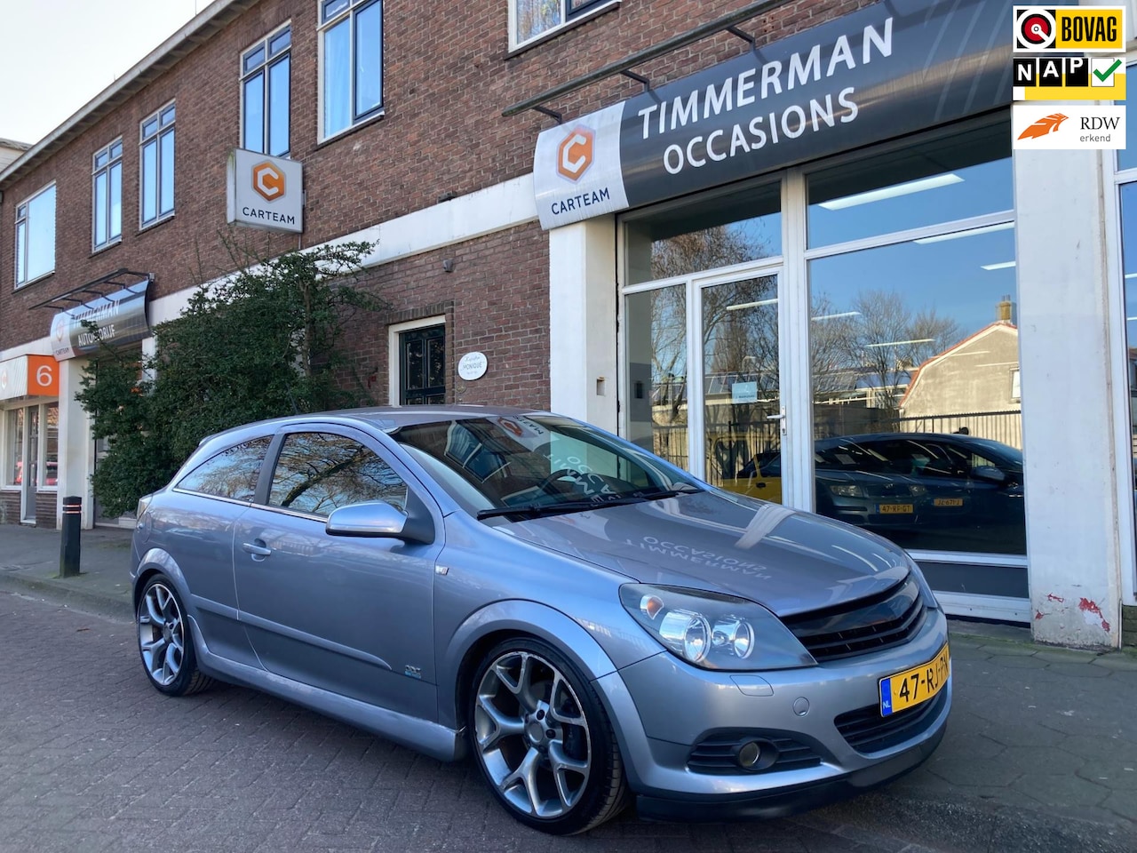 Opel Astra GTC - 1.8 Sport 140PK|OPC-line|Nav.|APK feb'26 - AutoWereld.nl