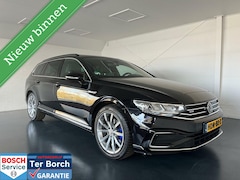 Volkswagen Passat Variant - 1.4 TSI PHEV GTE Highline, Pano, T-haak, Virtual