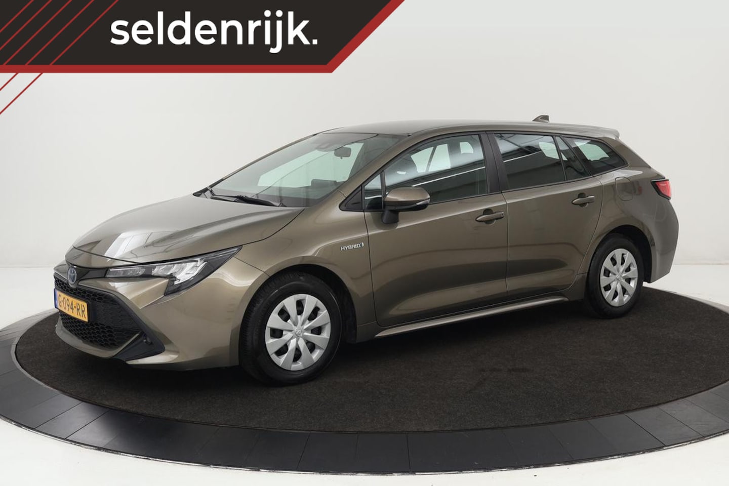 Toyota Corolla - 1.8 Hybrid Comfort | Trekhaak | Adaptive cruise | Full LED | Navigatie | Camera | Climate - AutoWereld.nl