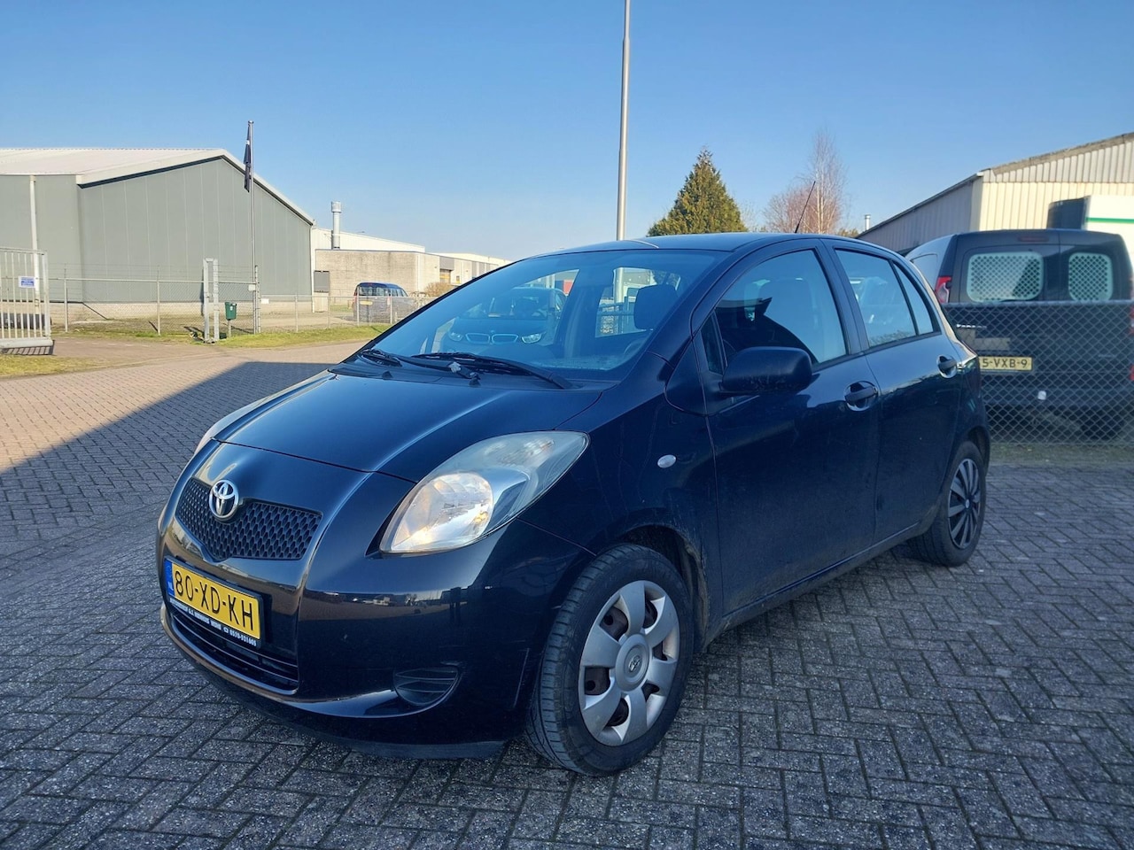 Toyota Yaris - 1.3 VVT-i Terra 1.3 VVTi Terra - AutoWereld.nl