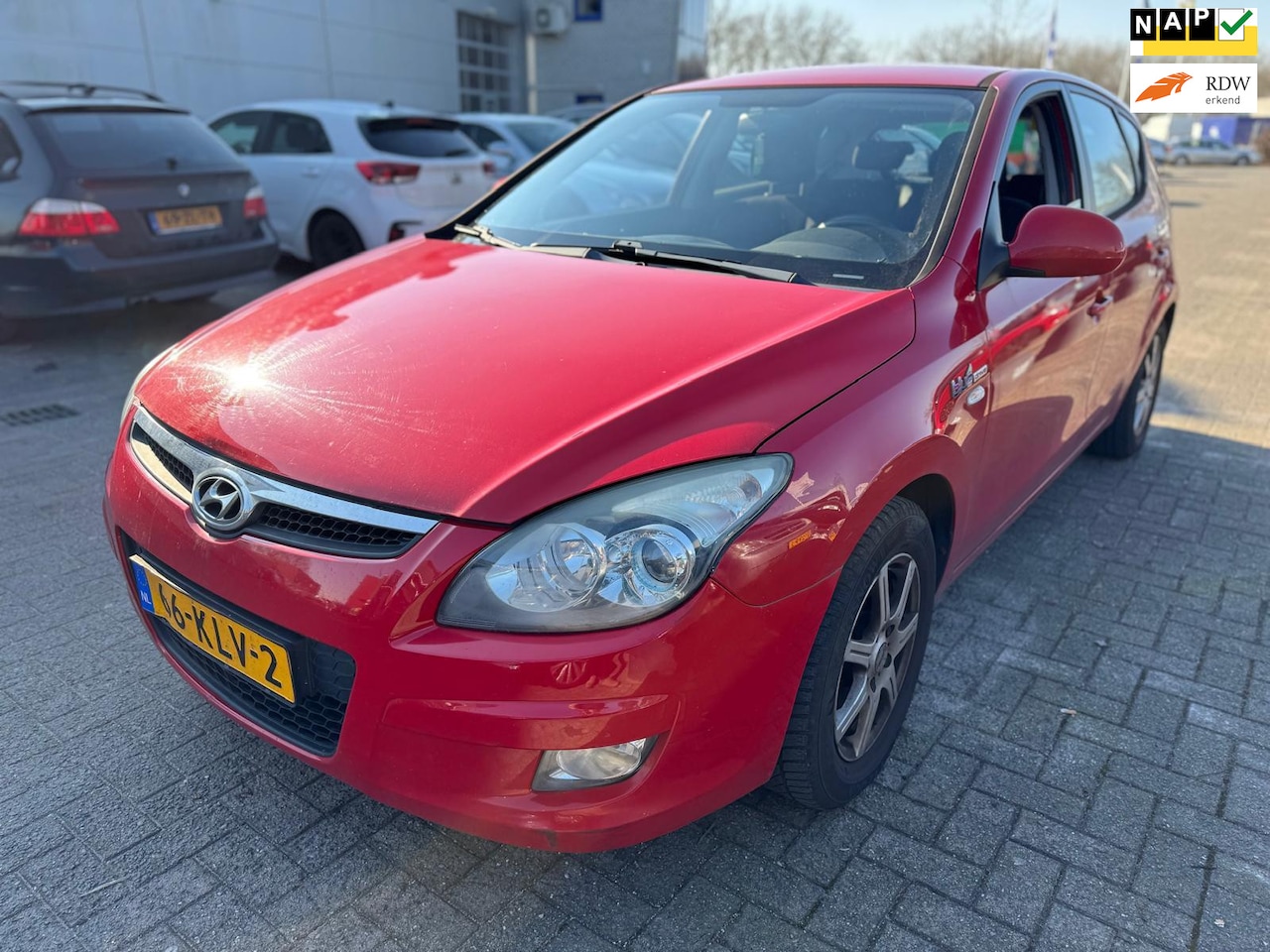 Hyundai i30 - 1.4i Blue Dynamic Business / Parkeer sensor / Inruil auto meeneem prijs!!! - AutoWereld.nl